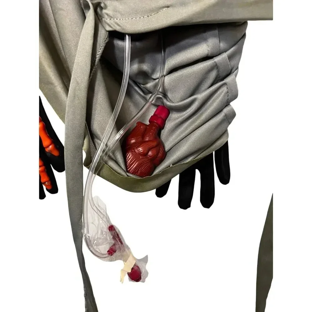 Evil‎ pumpkin skeleton with bleeding heart mask not included boy’s Medium
